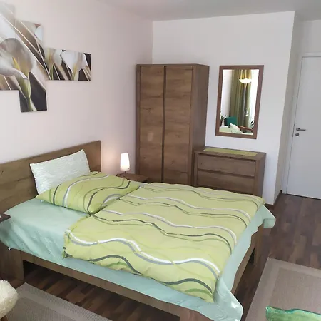 Gonda Lägenhet Hradec Králové