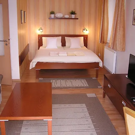 Apartmán Gonda Hradec Králové